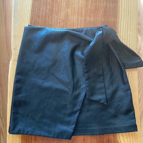 Wilfred pleather tie mini skirt - Picture 1 of 2